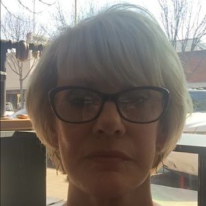 Meet your Posher, Paula